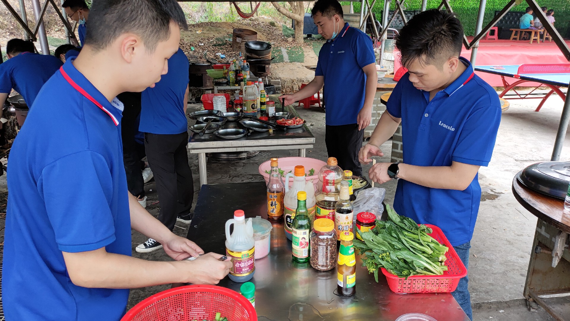 松湖騎行，穿樹飛花；農(nóng)家休閑，擁抱自然