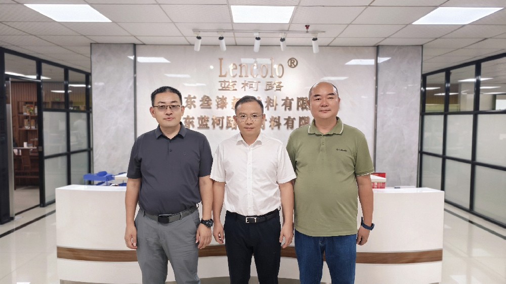 心系企業(yè)，情暖藍(lán)柯路——陳鎮(zhèn)長(zhǎng)及鎮(zhèn)領(lǐng)導(dǎo)團(tuán)隊(duì)親臨指導(dǎo)，共繪發(fā)展藍(lán)圖